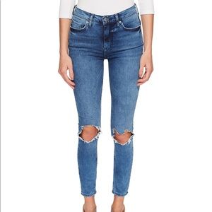 NWT Free People size 27 “Turquoise” Skinnies 💕
